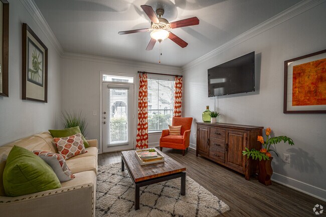 Building Photo - Start Your Lease with One Month On Us!