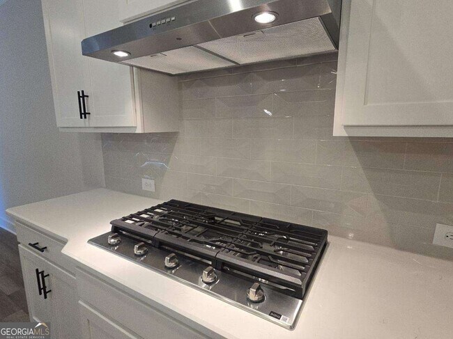 Building Photo - 440 Winding Rose Dr