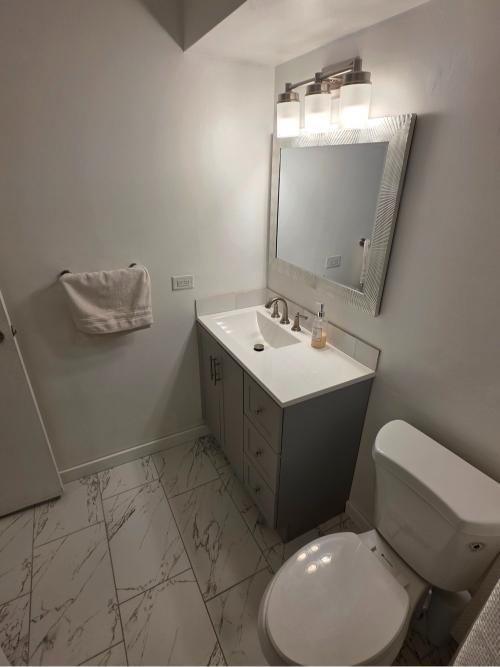 Building Photo - 1840 Huntington Blvd