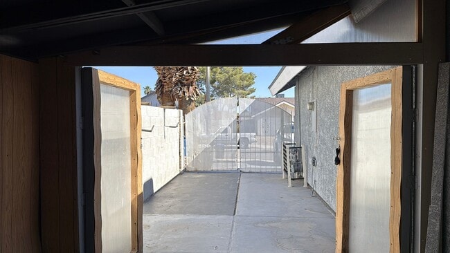 Building Photo - NO HOA!!!  Single Story Home with 4 Bedrooms - Remodeled! Beautiful Backyard! Extra Storage Space...