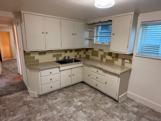 Building Photo - 3218 Rucker Ave