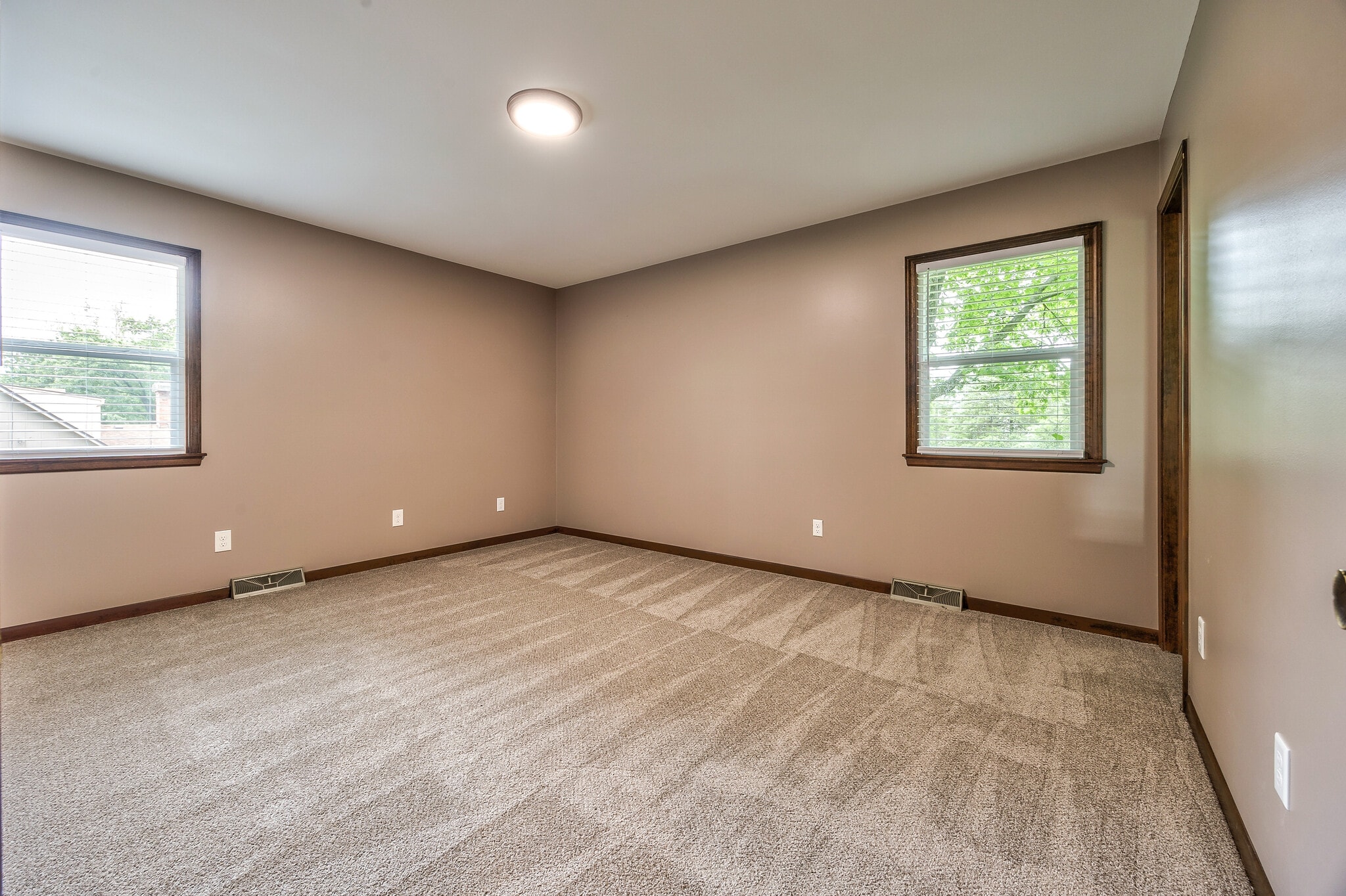 Building Photo - 7000 Mill Creek Rd