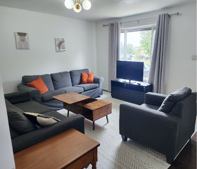 Building Photo - 7618 Umatilla St