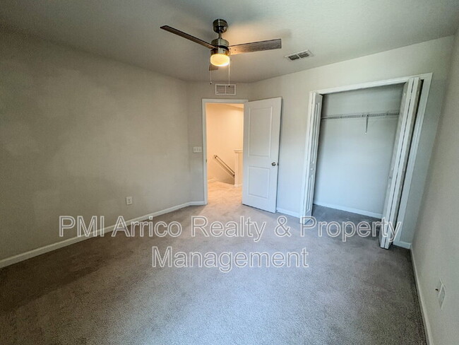 Building Photo - 2144 Laceflower Dr