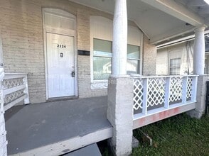 Building Photo - 2324 Moncrief Rd