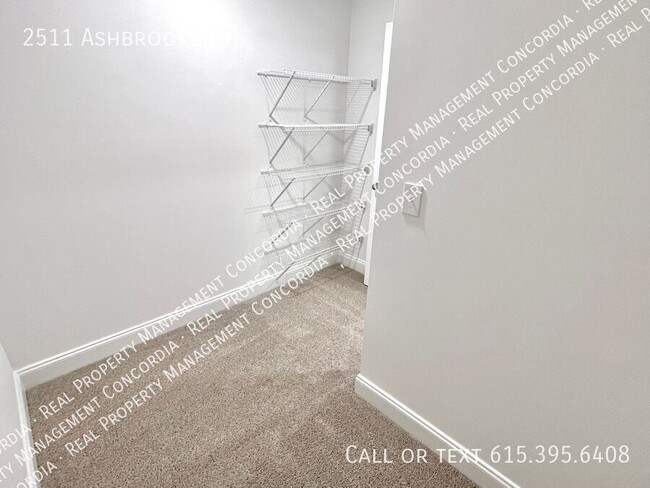 Building Photo - 2511 Ashbrooke Ct