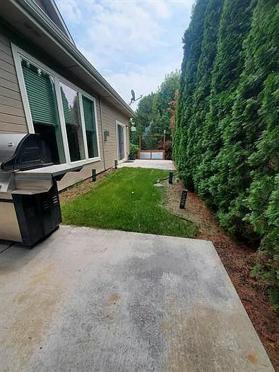 Primary Photo - 6398 N Mystic Cove Pl
