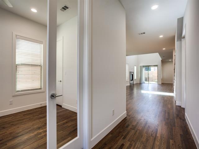 Building Photo - 6620 Del Norte Ln