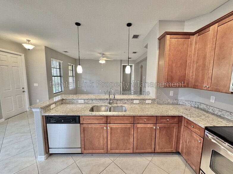 Building Photo - 11880 Adoncia Way