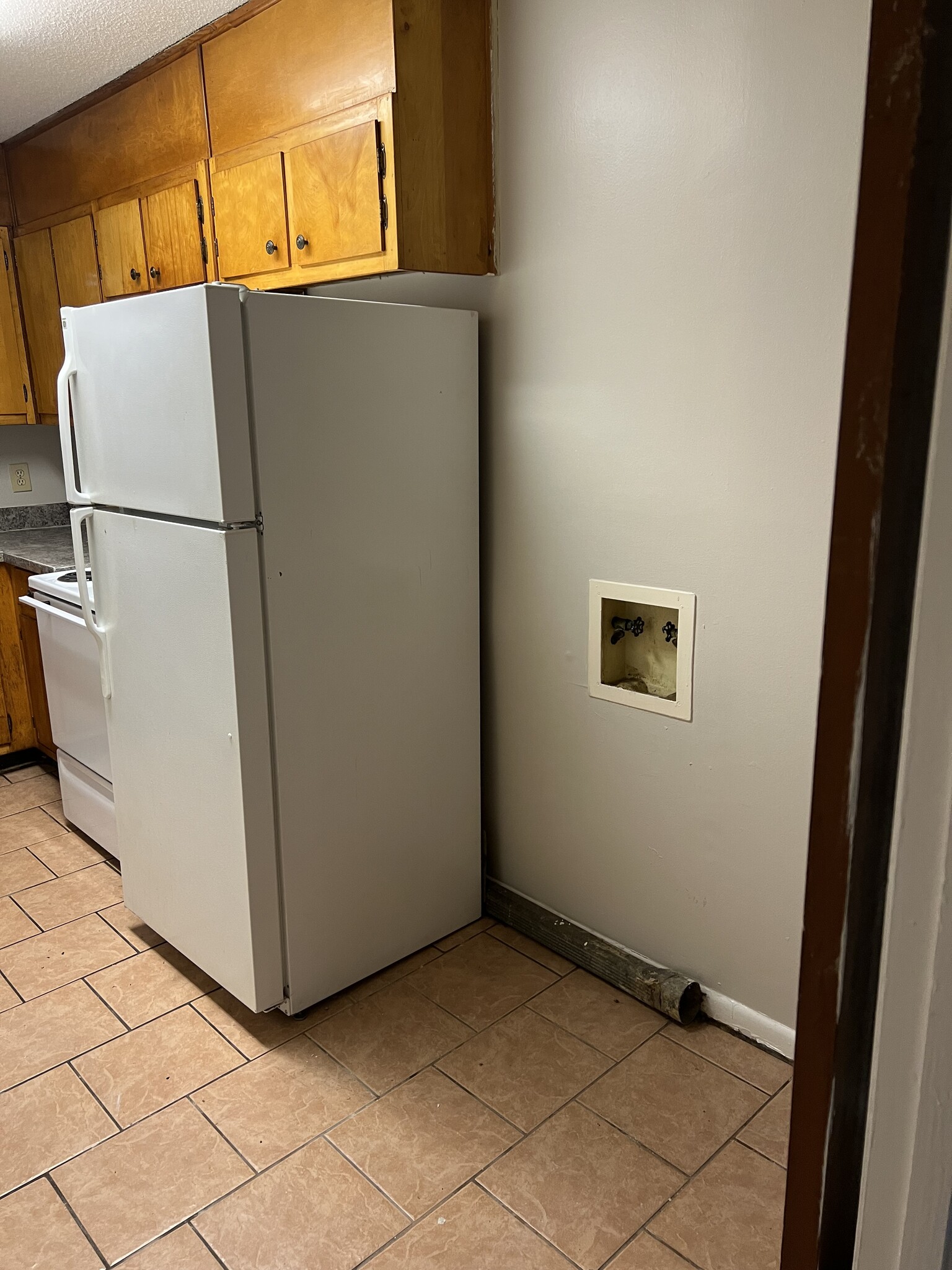 Washer/Dryer Connection in Kitchen - 2813 31st Ave N