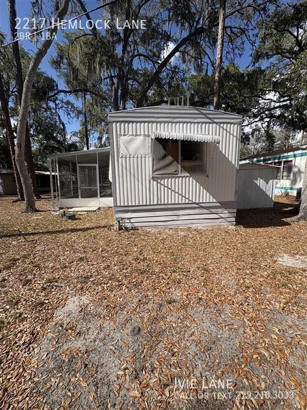 Building Photo - 2217 Hemlock Ln