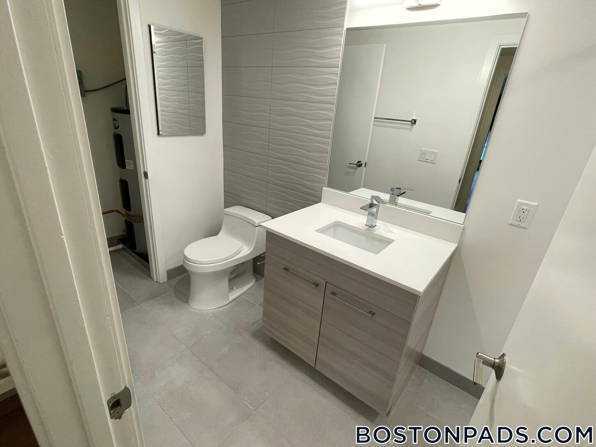 Building Photo - 1079 Commonwealth Ave