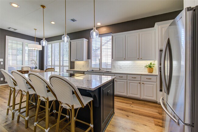 Building Photo - 12307 N Austin Shore Dr