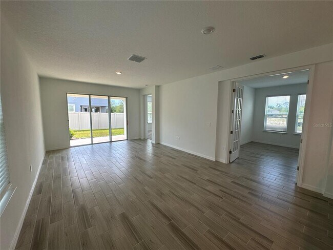 Building Photo - 994 Teal Crk Dr