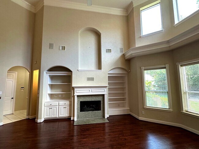 Building Photo - 10814 Keystone Fairway Dr