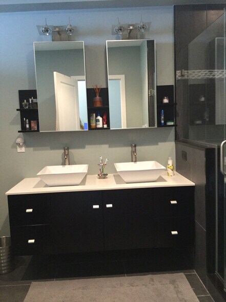 Building Photo - 1235 S 17th St