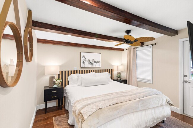 Building Photo - 303 Lang Rd