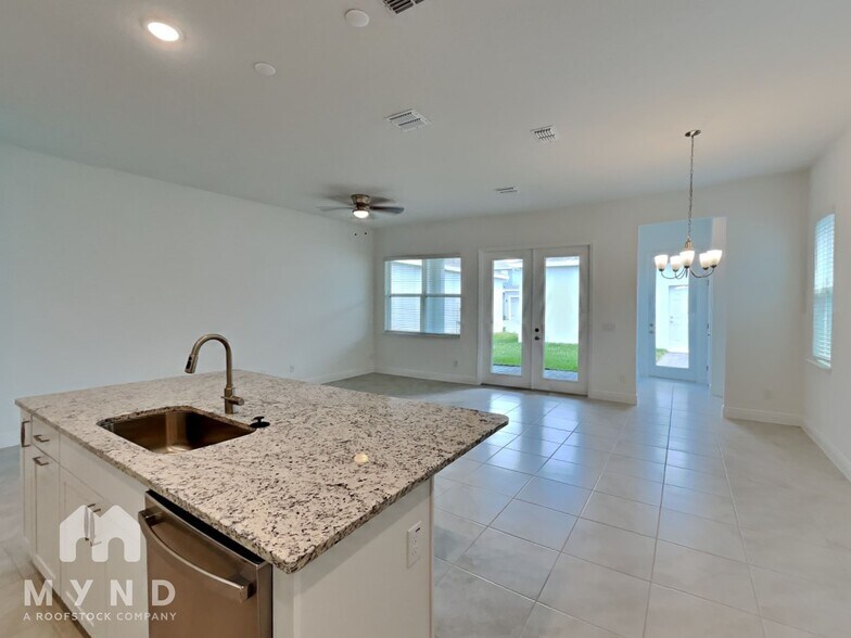 Building Photo - 750 MIDDLETON ST