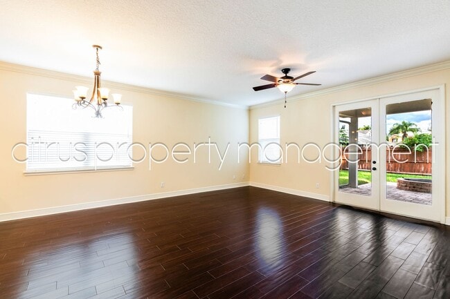 Building Photo - Beautiful, Spacious 3/2.5 in Wadeview Park