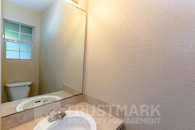 Building Photo - 4501 Mattie Dr