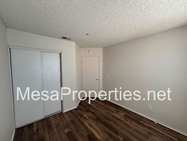 Building Photo - 14721 Cinnamon Dr