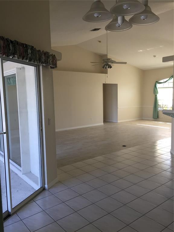 Building Photo - 15140 Lyneburg Ave