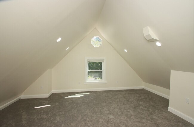 Building Photo - 62 Whitney St