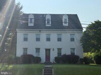 Building Photo - 116 Hanover Pike