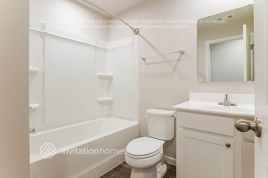 Building Photo - 2101 Brokeshire Dr