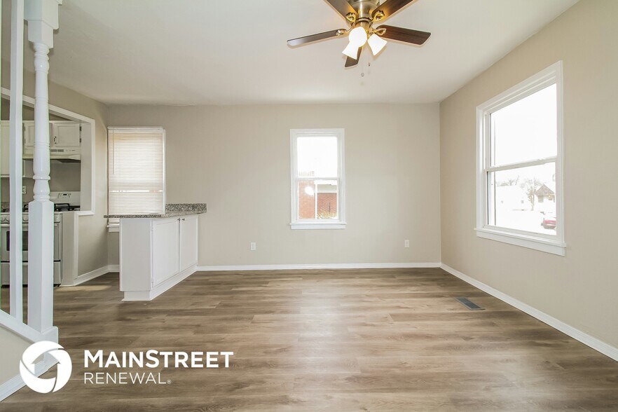 Building Photo - 120 E Northrup Dr