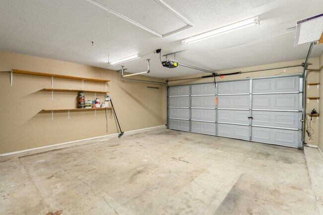 Building Photo - 215 Saddle Blanket