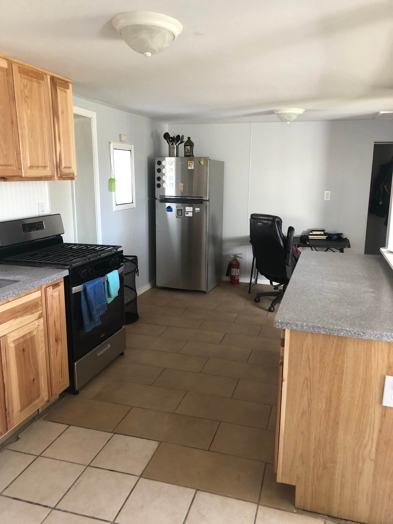 Kitchen - 3507 Reichert Rd