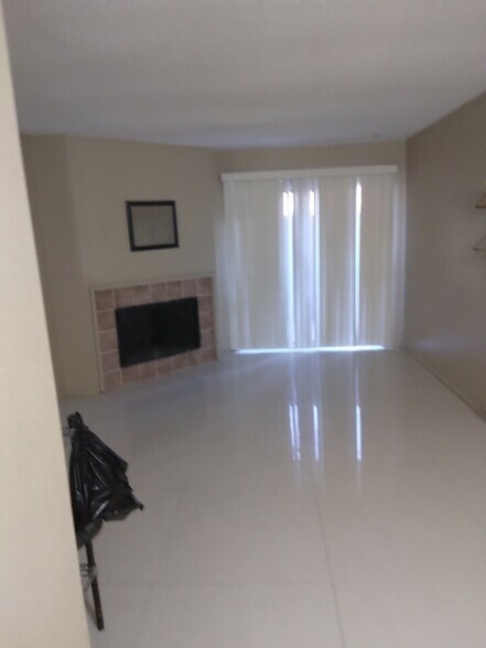 Building Photo - 5706 Easthampton Dr