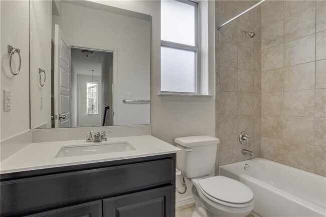 Building Photo - 3651 Sandy Brook Dr