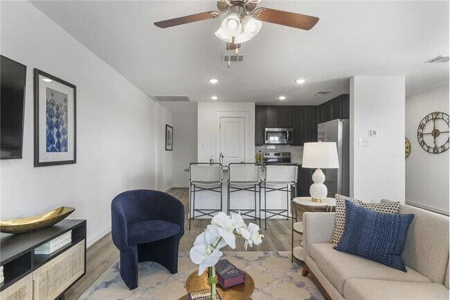 Building Photo - 151 Harvest Meadows Rd