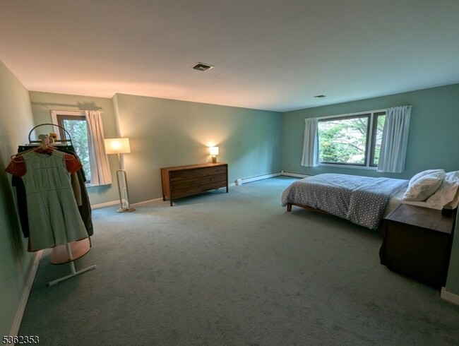Building Photo - 76 Stryker Ct