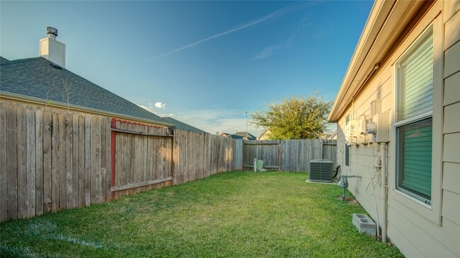 Building Photo - 10506 Pleasant Villas Ln