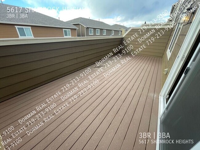 Building Photo - 5617 Shamrock Heights