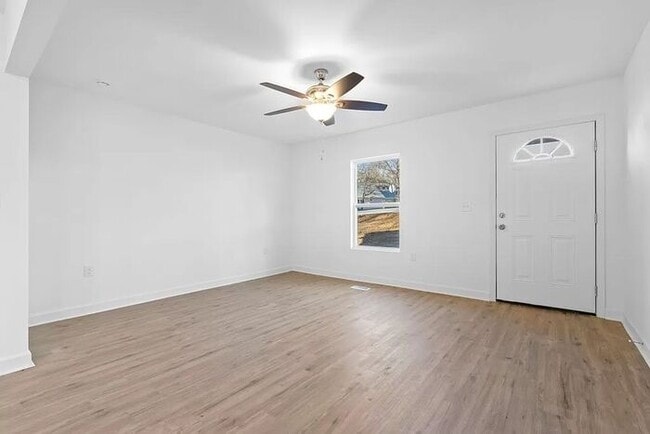 Building Photo - New Two Bedroom Townhouse for Rent!