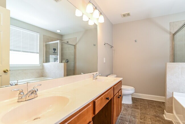 Building Photo - 4022 Linville Falls Ln