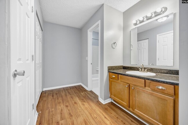 Building Photo - 6530 Davidson Rd