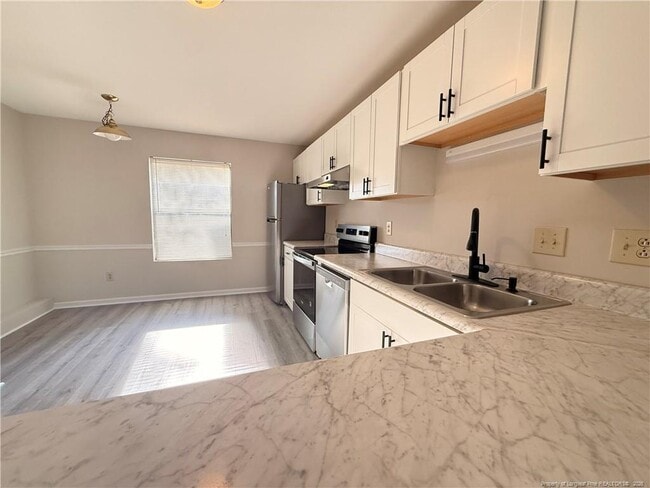 Building Photo - 4077 Professional Dr