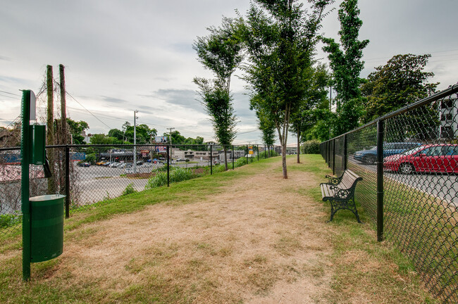 Gated pet area overlooking 8th Ave S. - 2407 8th Ave S