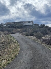 Building Photo - 180 S Pony Pl