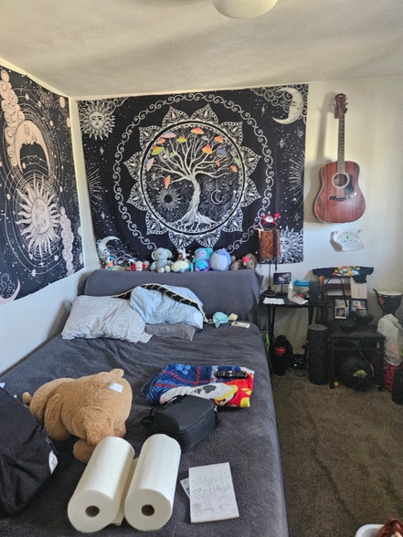 Building Photo - 526 Maluniu Ave