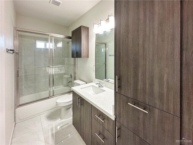 Building Photo - 18 Inspiration Rd