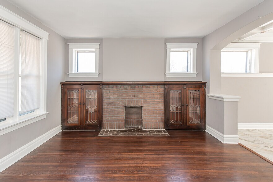 Building Photo - 3100 Potomac St