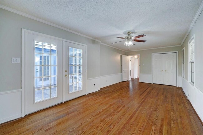 Building Photo - 1255 Kinley Ln
