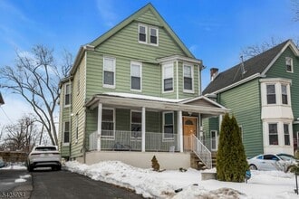 Building Photo - 123 Dodd St