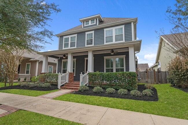 Building Photo - 17019 Seminole Ridge Dr